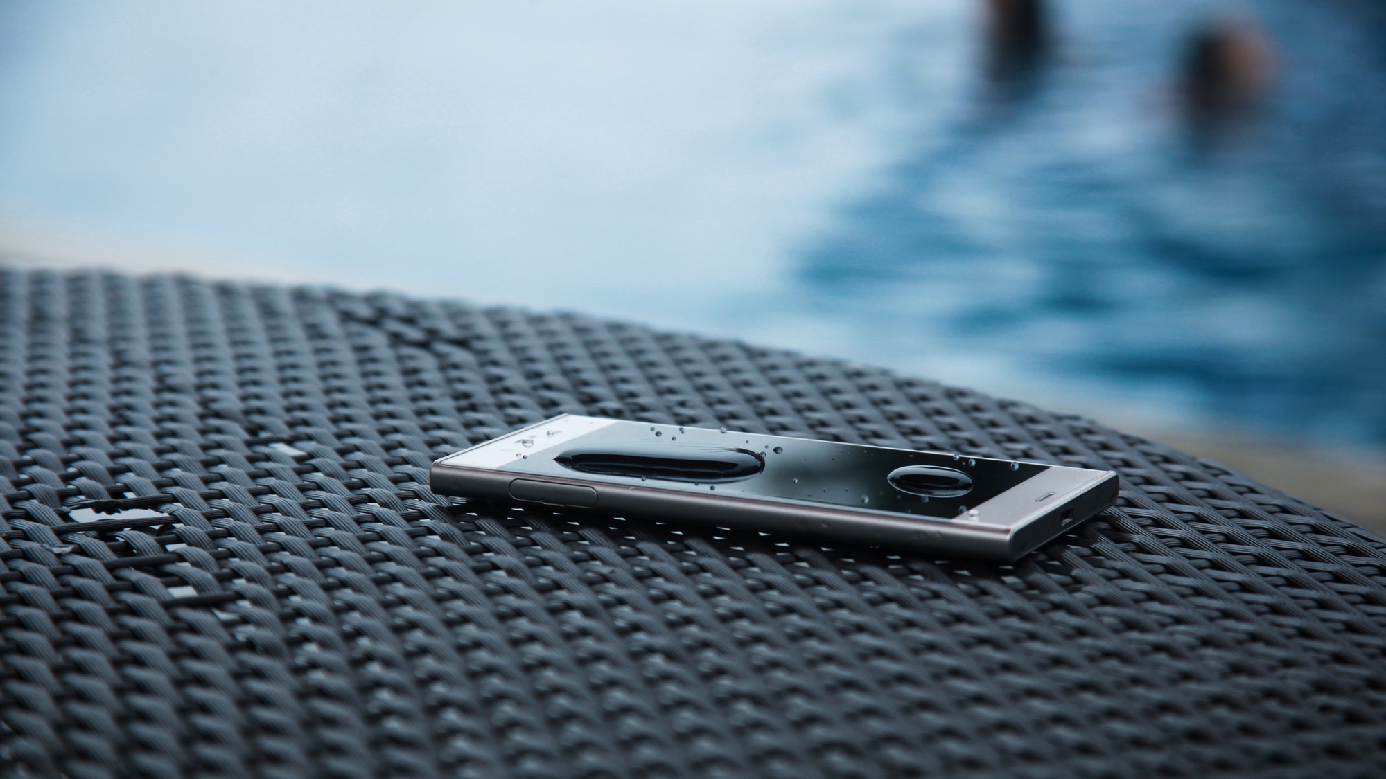 Water resistant smartphone