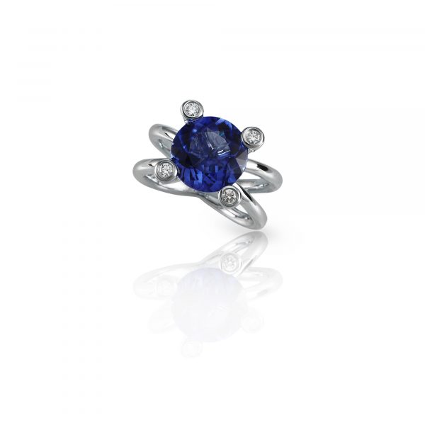 Beautiful sapphire and diamond wedding engagement ring